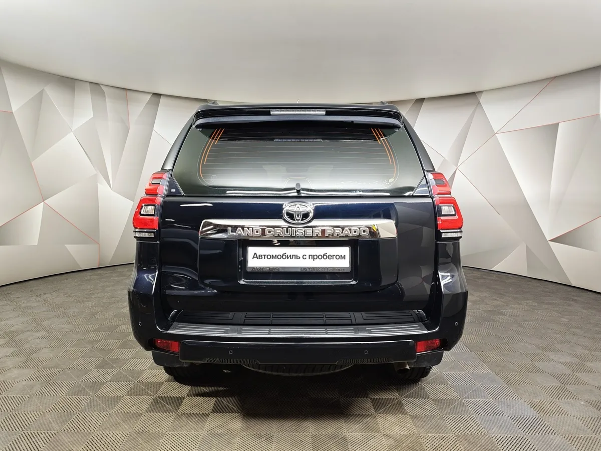 Toyota Land Cruiser Prado 4.0 AT AWD (249 л.с.) Черный в АВИЛОН. Слайд №8