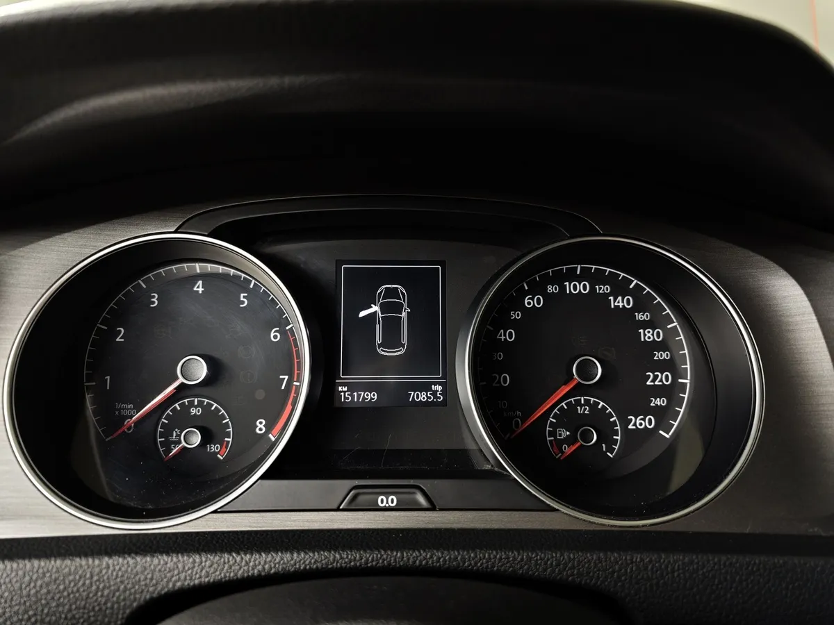 Volkswagen Golf 1.4 TSI BlueMotion DSG (122 л.с.) Comfortline Серебристый в АВИЛОН. Слайд №18