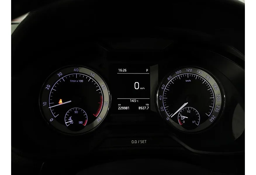 Skoda Octavia 1.4 TSI DSG (140 л.с.) Коричневый в АВИЛОН. Слайд №18