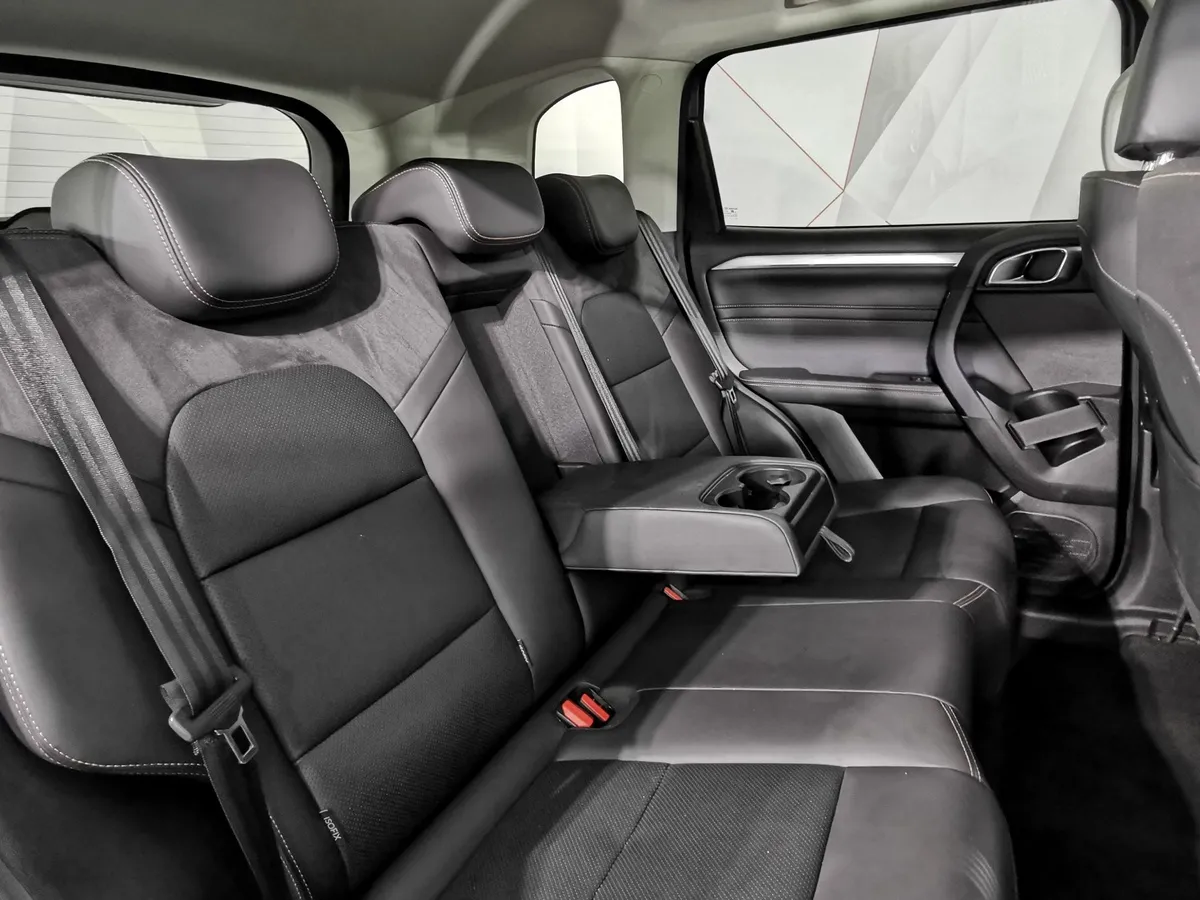 Haval Dargo X 2.0 DCT 4WD (192 л.с.) Premium Серый в АВИЛОН. Слайд №17