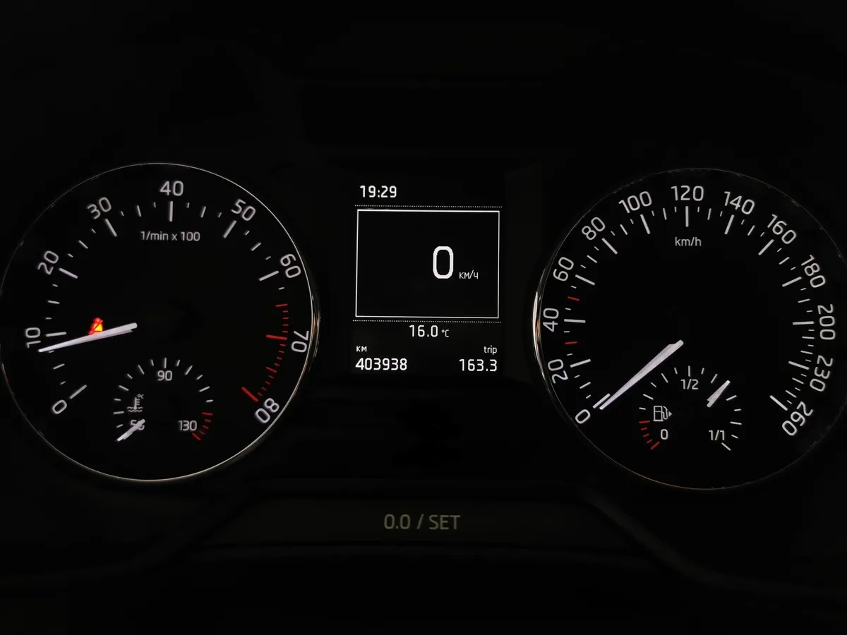 Skoda Octavia 1.4 TSI MT (140 л.с.) Черный в АВИЛОН. Слайд №16