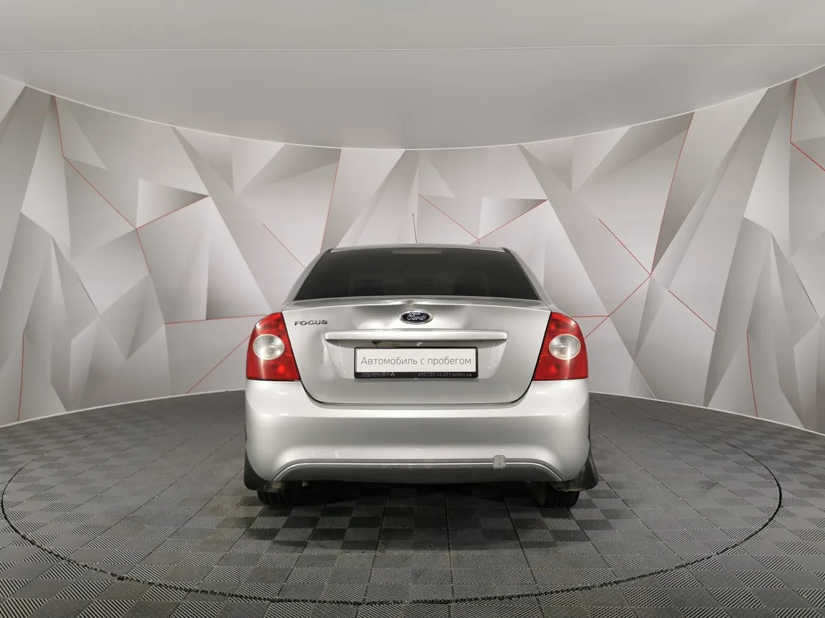 Ford Focus 1.6 MT (101 л.с.) Comfort Серебристый в АВИЛОН. Слайд №8