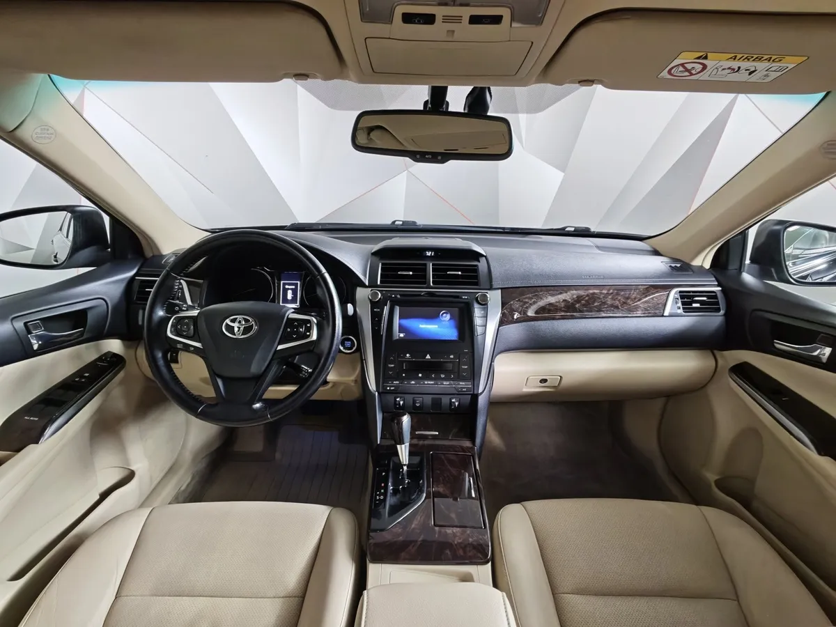 Toyota Camry 2.5 AT (181 л.с.) Черный в АВИЛОН. Слайд №14