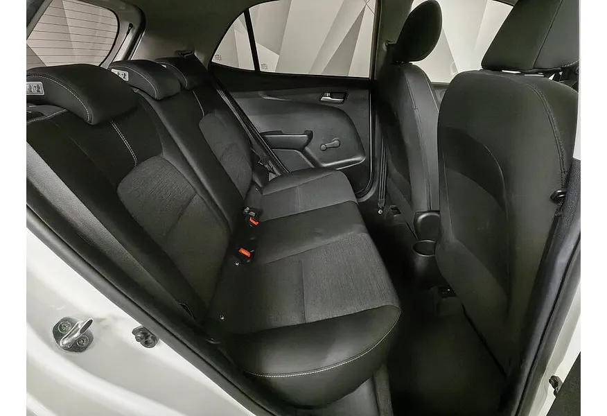 Kia Picanto 1.0 MT (67 л.с.) Classic Белый в АВИЛОН. Слайд №15