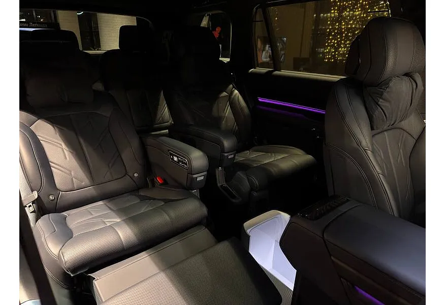 Zeekr 9X 2.0h AT 4WD (1177 л.с.) Ultra Черный в АВИЛОН. Слайд №10