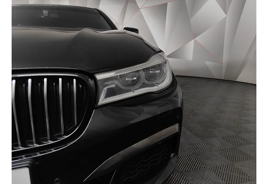 LIVE. Слайд №7