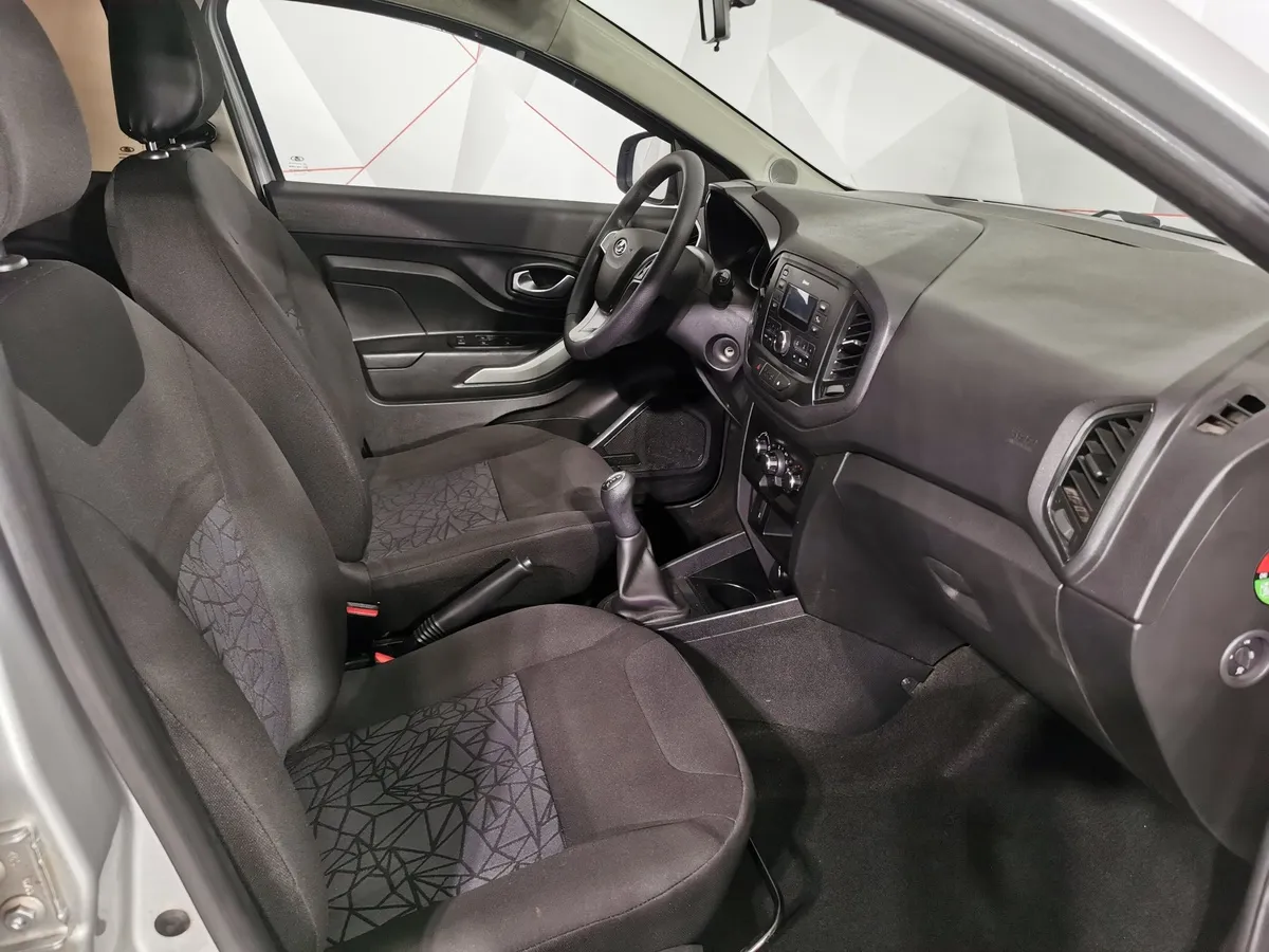 ВАЗ (Lada) XRAY 1.6 MT (106 л.с.) Серебристый в АВИЛОН. Слайд №12