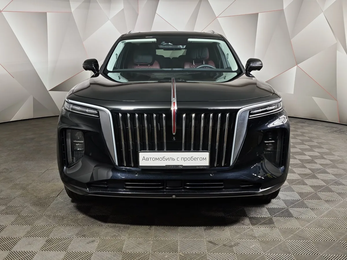 Hongqi E-HS9 AT 4WD (551 л.с.) 6 мест Делюкс Черный в АВИЛОН. Слайд №7