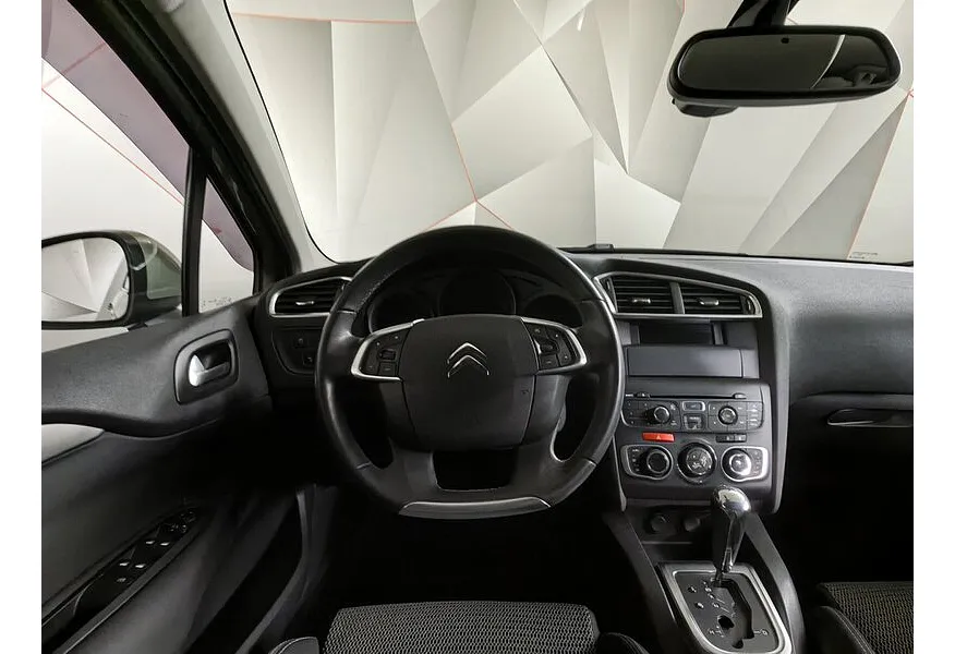 Citroen C4 1.6 VTi AT (120 л.с.) Золотой в АВИЛОН. Слайд №16