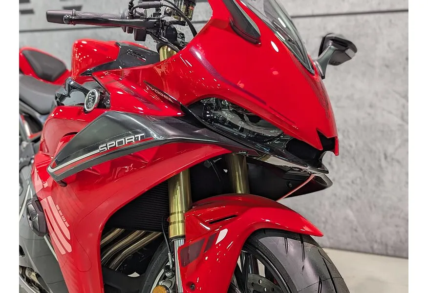АВИЛОН - VOGE RR660S 662 см³ (99 л.с.) (99) 660 Красный - slide 7
