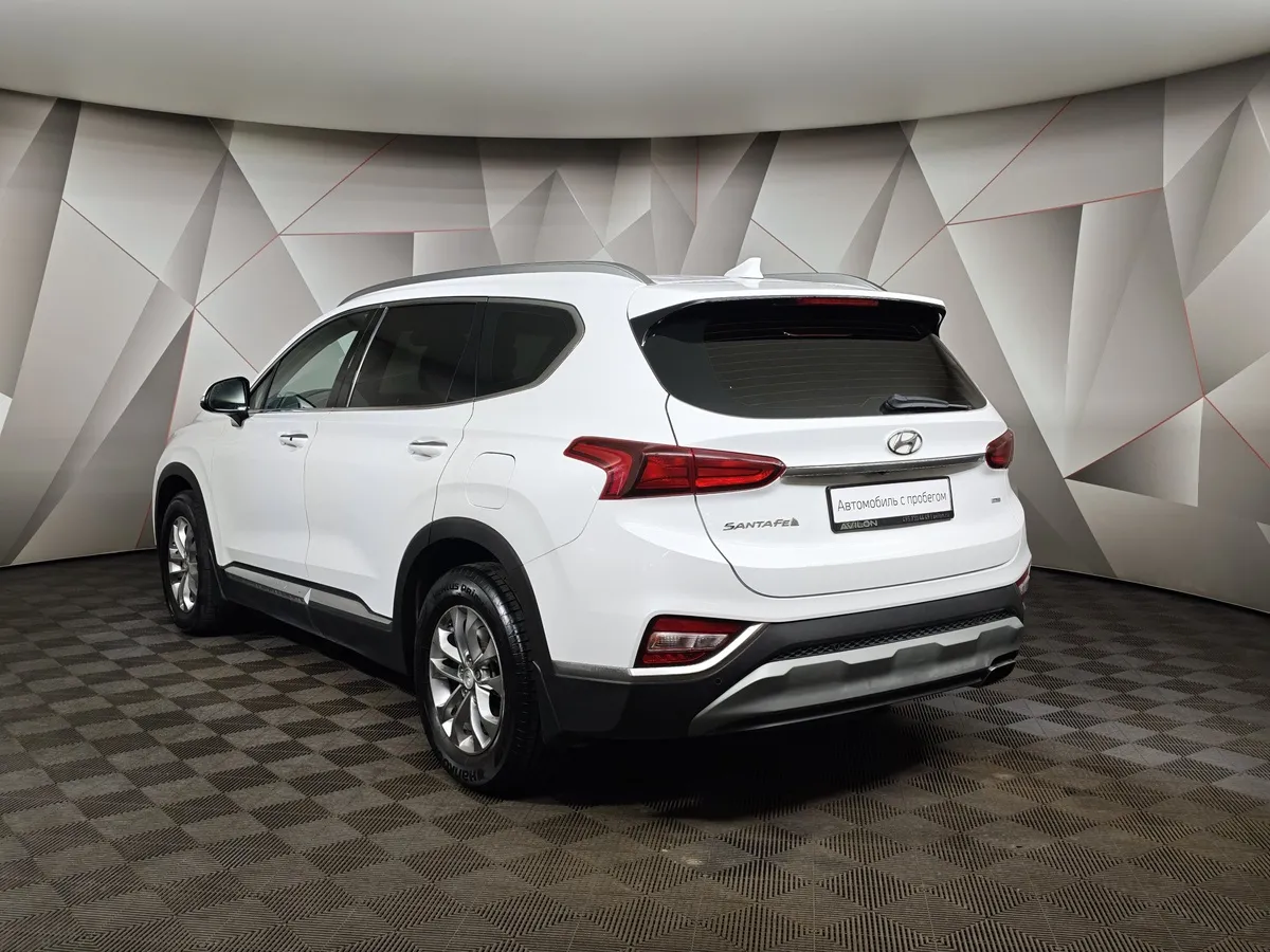 Hyundai Santa Fe 2.4 (188 л.с.) - 6AT Lifestyle + Smart Sense Белый в АВИЛОН. Слайд №4