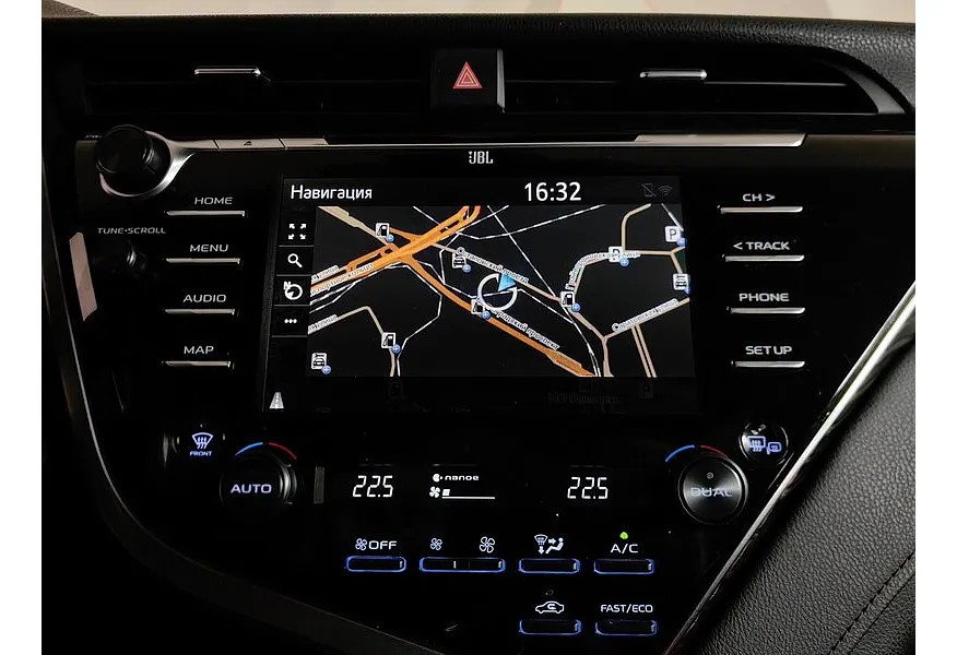 Toyota Camry 2.5 AT (181 л.с.) Черный в АВИЛОН. Слайд №16