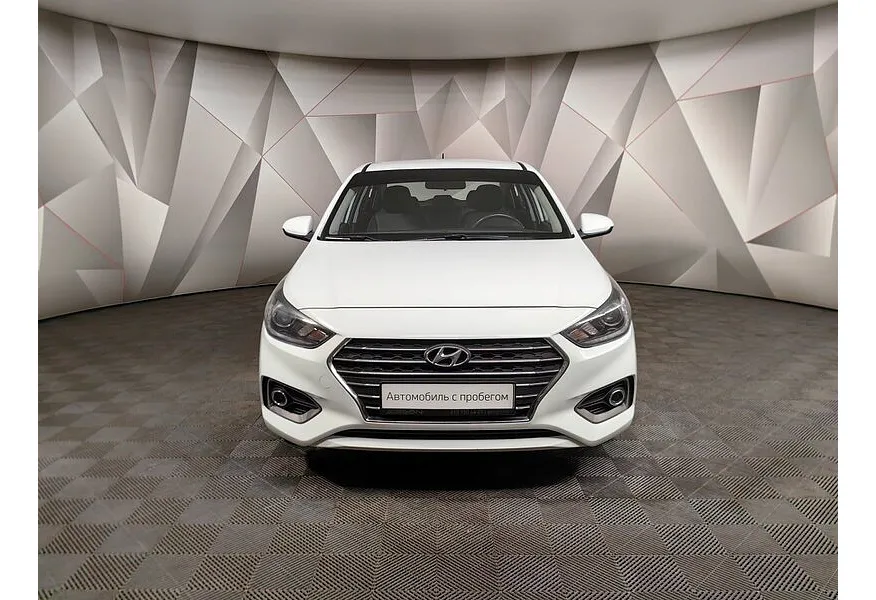 Hyundai Solaris 1.6 MT (123 л.с.) Comfort Белый в АВИЛОН. Слайд №7