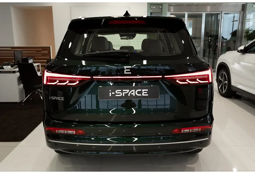 EVOLUTE i-SPACE 1.5 CVT AWD (218 л.с.) (5 мест) Зеленый в АВИЛОН. Слайд №5