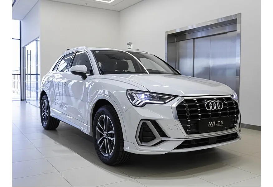 Audi Q3 35 1.5 TFSI S-tronic (160 л.с.) Fashion Dynamic Edition Белый в АВИЛОН. Слайд №2