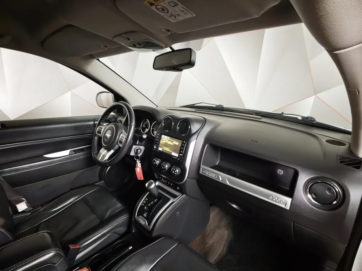 Jeep Compass 2.4 AT AWD (170 л.с.) Limited Белый в АВИЛОН. Слайд №11