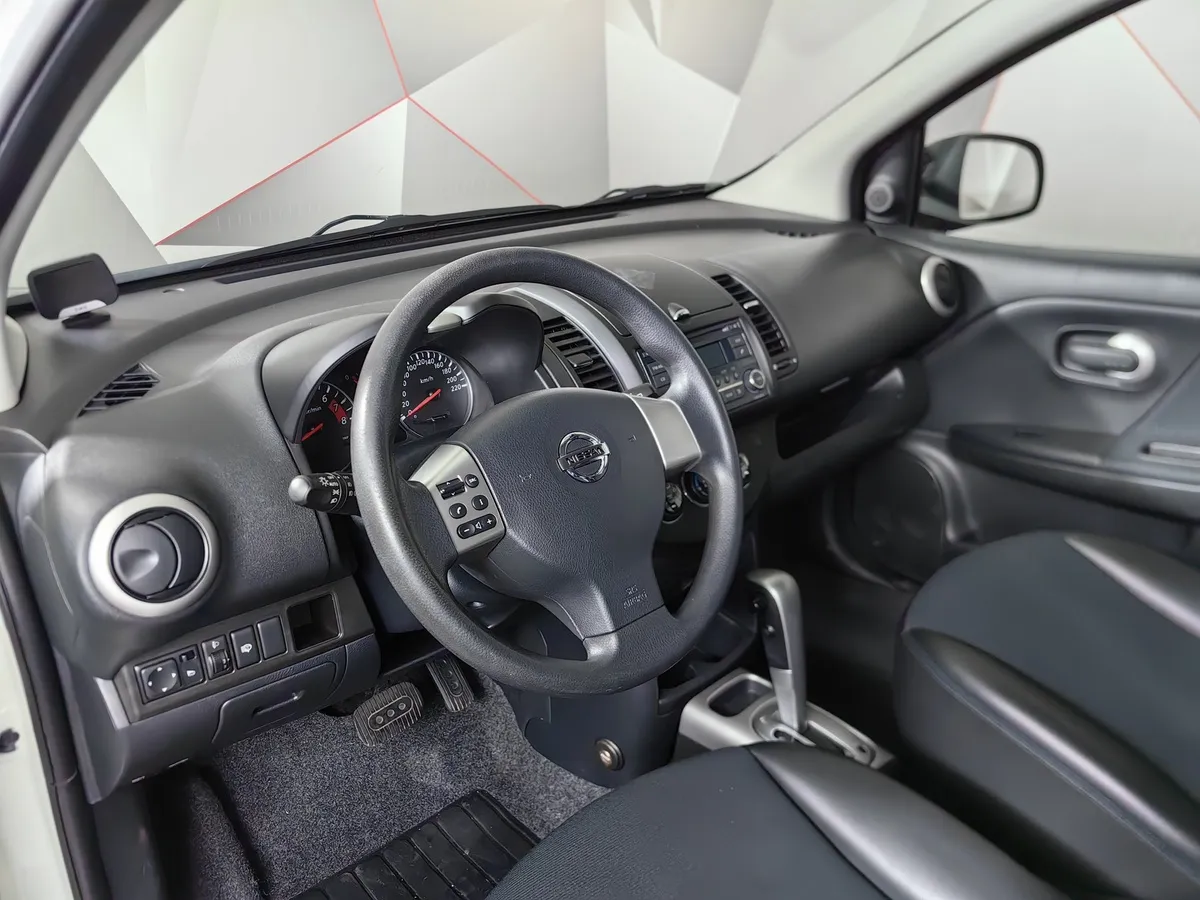 Nissan Note 1.6 AT (110 л.с.) Luxury Белый в АВИЛОН. Слайд №15