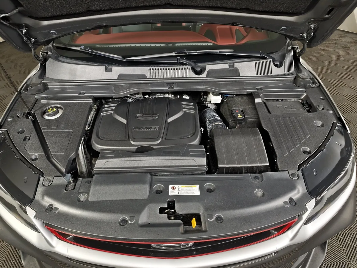 Geely Coolray 1.5T 7DCT 2WD (150 л.с.) Flagship Sport Серый в АВИЛОН. Слайд №10