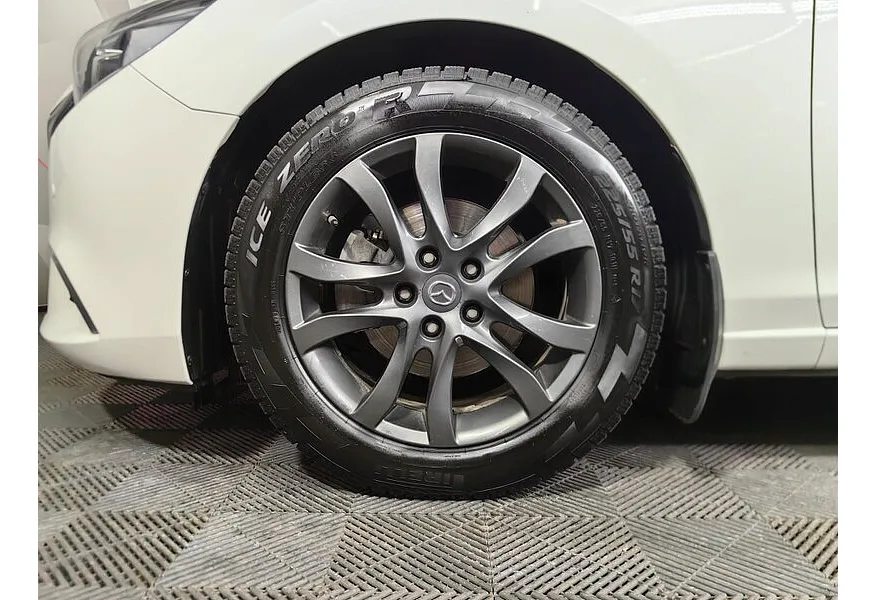 Mazda 6 2.5 SKYACTIV-G AT (192 л.с.) Белый в АВИЛОН. Слайд №9