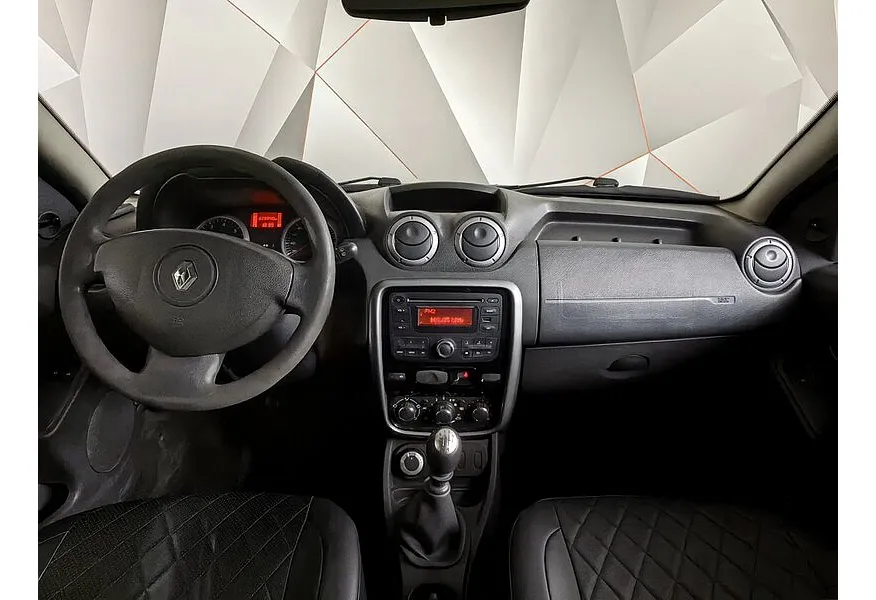 Renault Duster 2.0 MT 4x4 (135 л.с.) Серый в АВИЛОН. Слайд №14