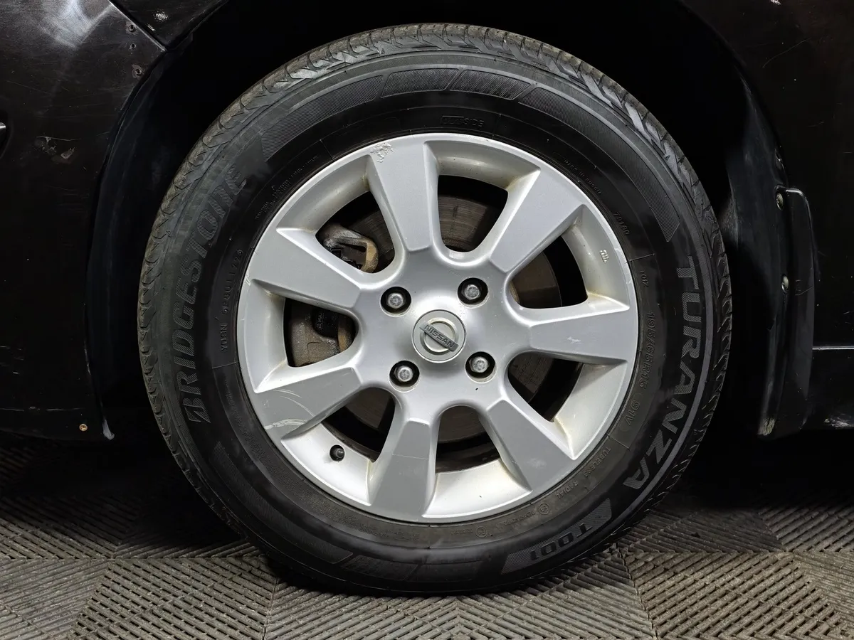 Nissan Tiida 1.6 AT (110 л.с.) Черный в АВИЛОН. Слайд №9