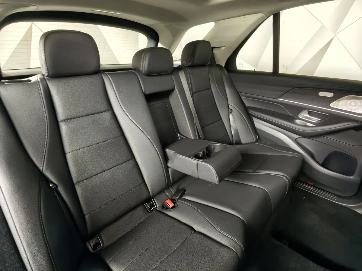 Mercedes-Benz GLE 350 4MATIC 9G-TRONIC (258 л.с.) Черный в АВИЛОН. Слайд №17