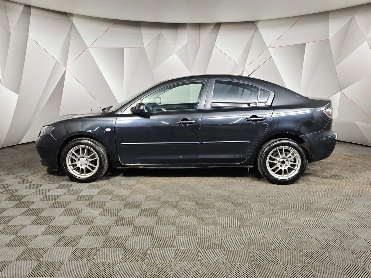 Mazda 3 1.6 AT (105 л.с.) Черный в АВИЛОН. Слайд №5