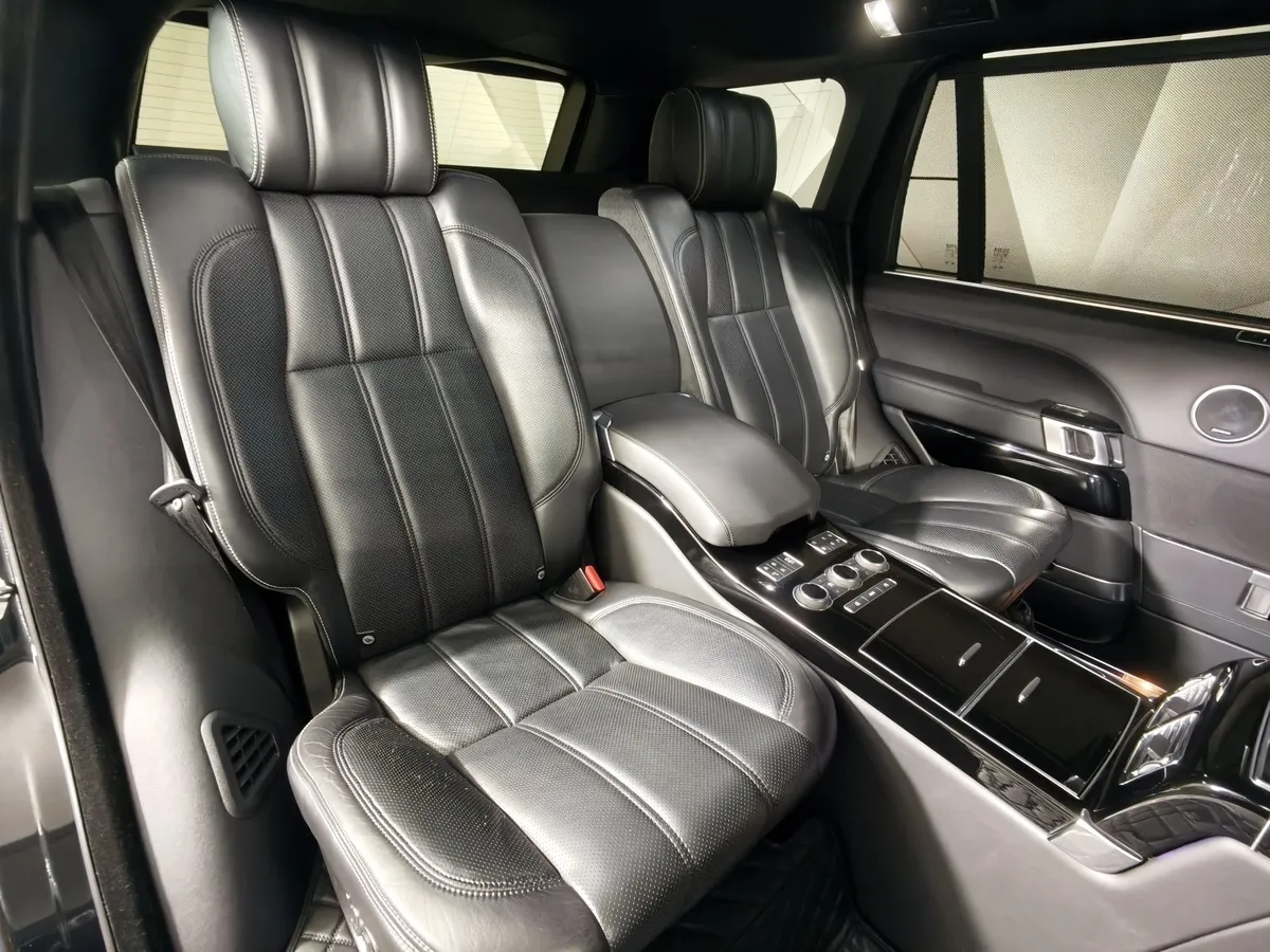 Land Rover Range Rover 4.4 SDV8 AT AWD (339 л.с.) Autobiography Черный в АВИЛОН. Слайд №17