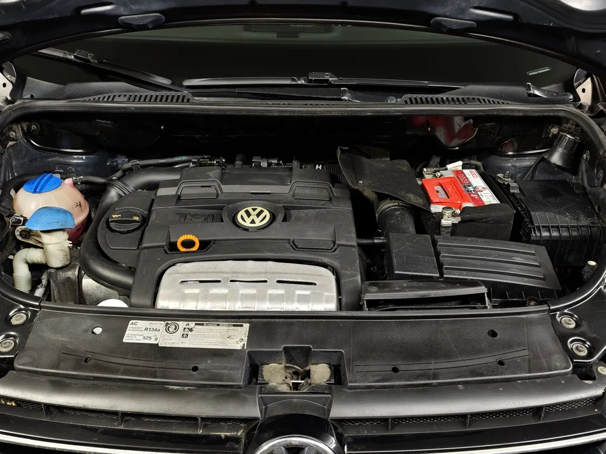 Volkswagen Touran 1.4 TSI DSG (140 л.с.) Trendline Коричневый в АВИЛОН. Слайд №11