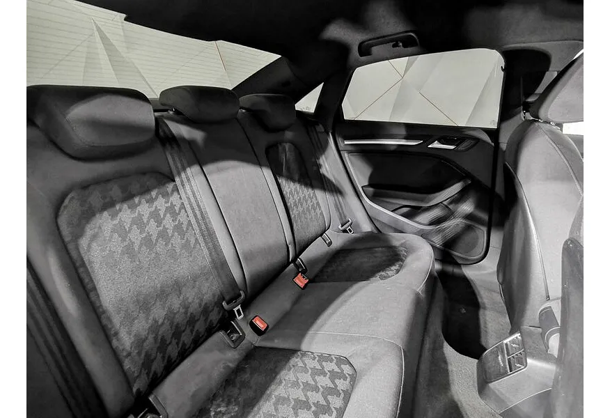 Audi A3 1.4 TFSI S tronic (125 л.с.) Ambition Коричневый в АВИЛОН. Слайд №16