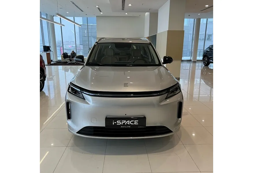 EVOLUTE i-SPACE 1.5 CVT (218 л.с.) (5 мест) Серебристый в АВИЛОН. Слайд №2