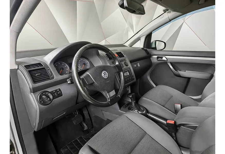 АВИЛОН - Volkswagen Touran 1.4 TSI DSG (140 л.с.) Conceptline Серебристый - slide 10