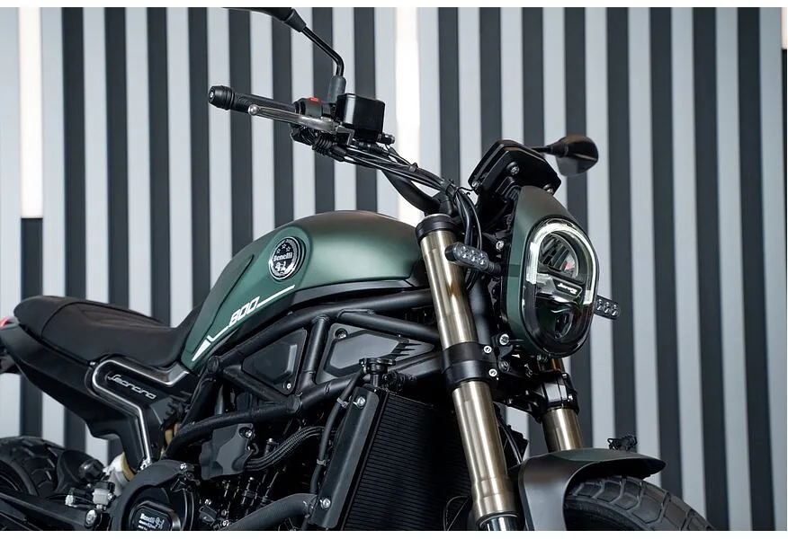 Benelli Leoncino 800 754 см³ (76 л.с.) (76) 754 Зеленый в АВИЛОН. Слайд №8