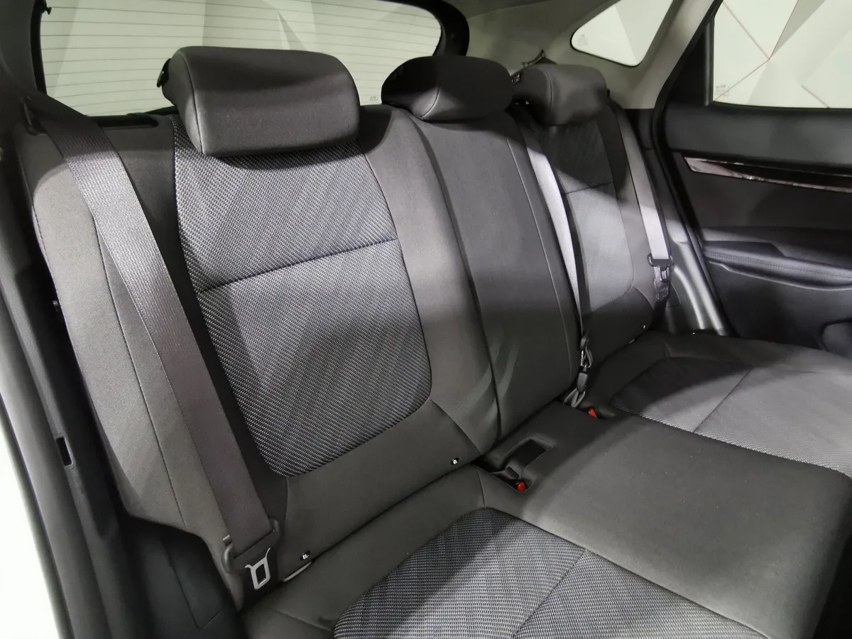 Kia Seltos 2.0 MPI 4WD IVT (149 л.с.) Luxe Белый в АВИЛОН. Слайд №16