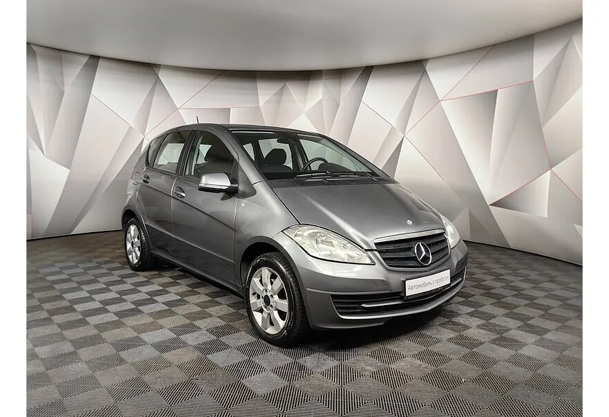 LIVE. Слайд №2