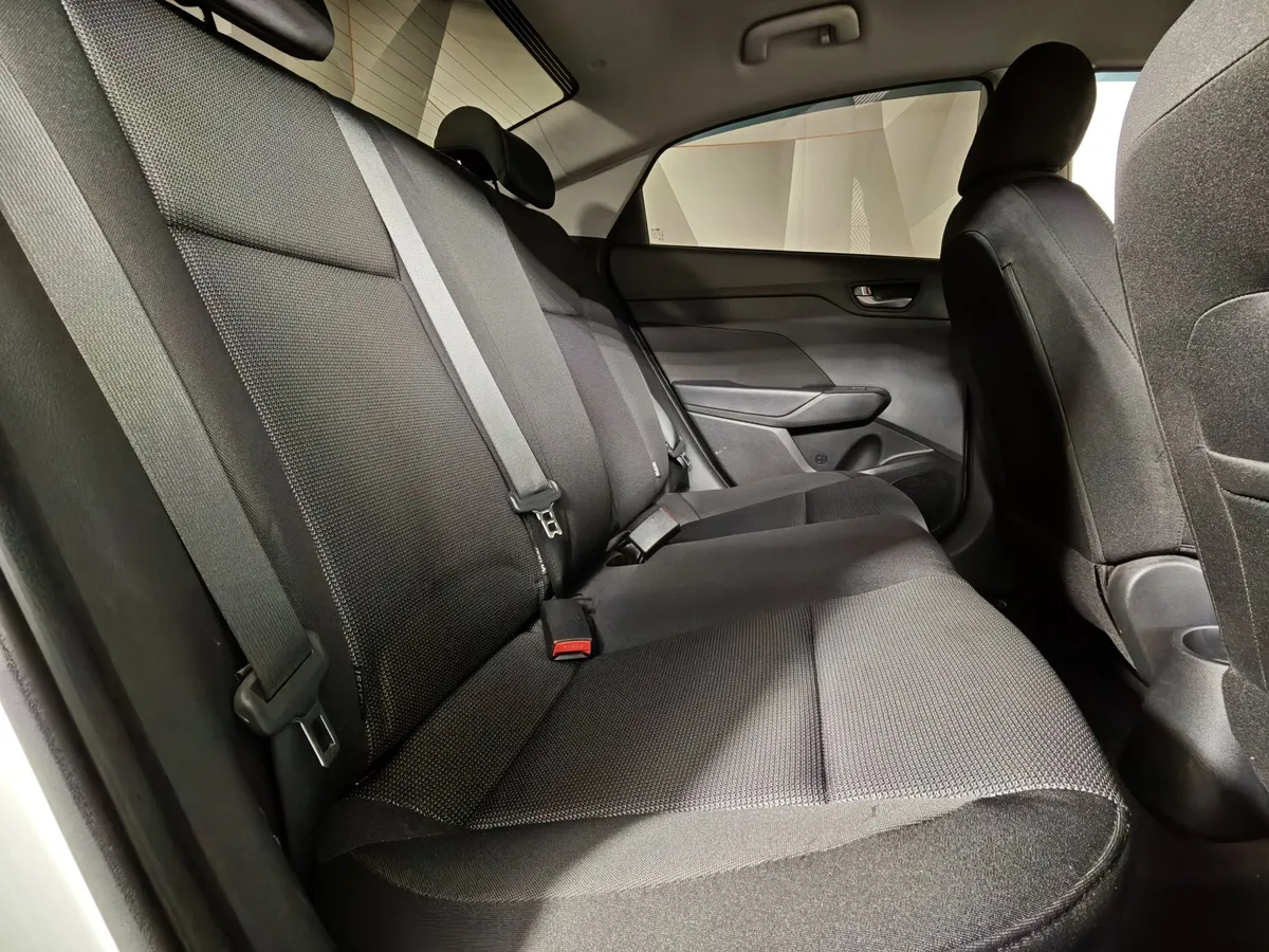 Hyundai Solaris 1.4 AT (107 л.с.) Active Белый в АВИЛОН. Слайд №16