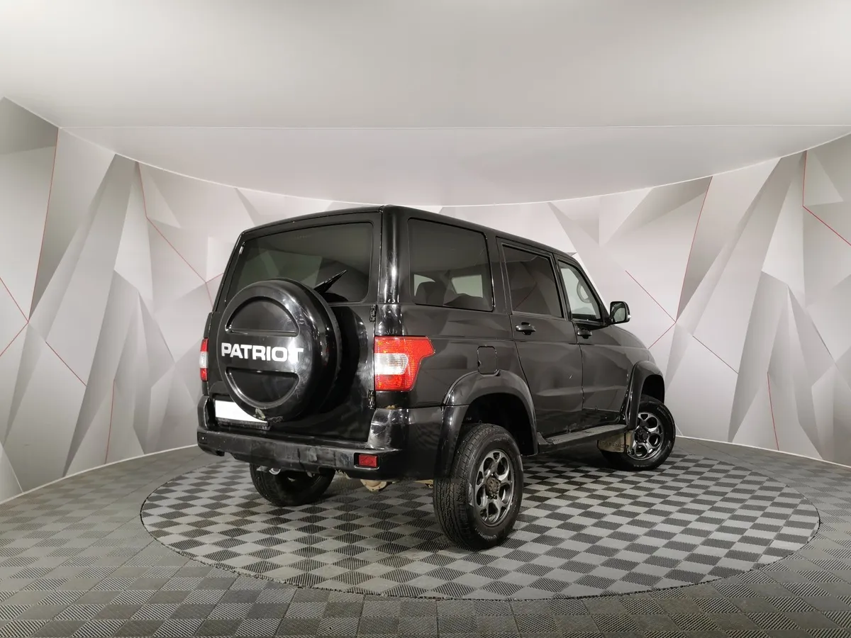УАЗ Patriot 2.7 AT 4WD (150 л.с.) Оптимум Черный в АВИЛОН. Слайд №2