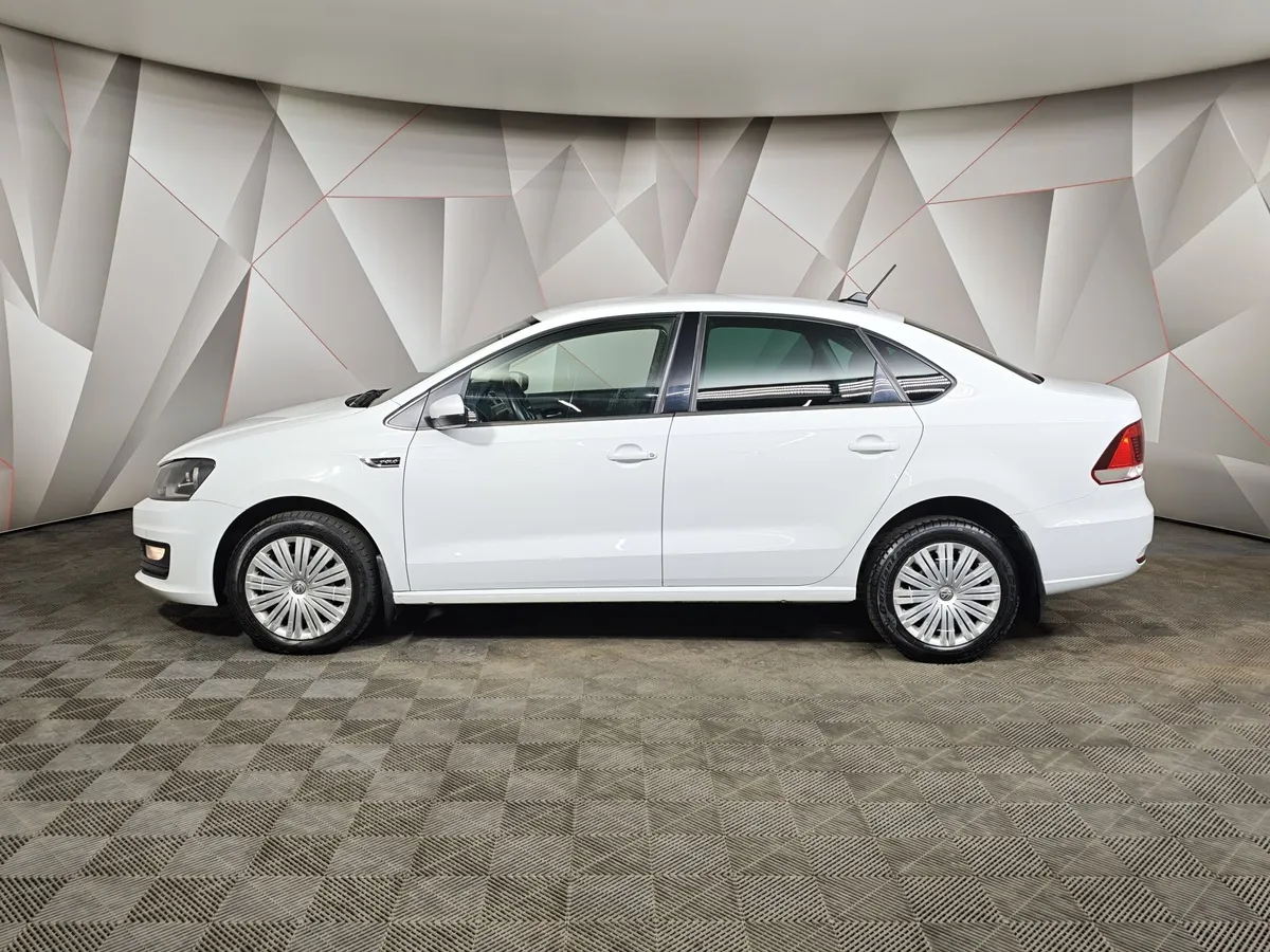 Volkswagen Polo 1.6 MPI AT (110 л.с.) Highline Белый в АВИЛОН. Слайд №5