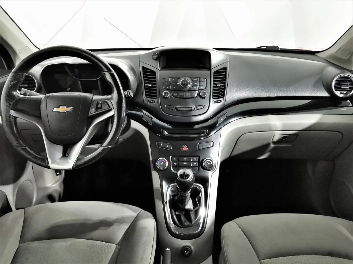 Chevrolet Orlando 1.8 MT (141 л.с.) Белый в АВИЛОН. Слайд №13