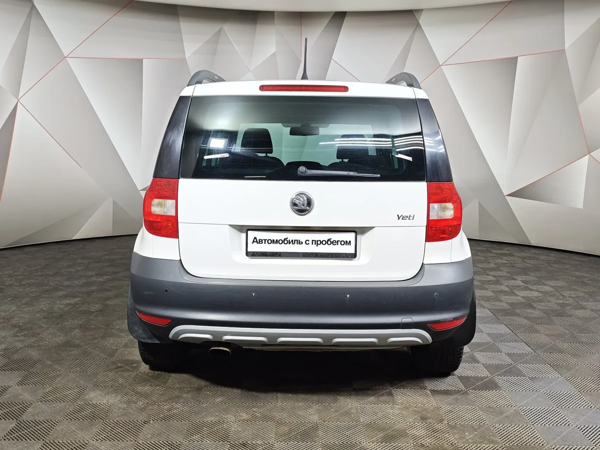 Skoda Yeti 1.2 TSI DSG (105 л.с.) Active Белый в АВИЛОН. Слайд №8