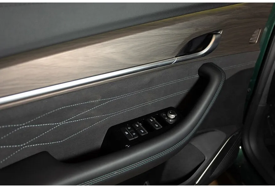 Geely Monjaro 2.0T 8AT 4WD (238 л.с.) Flagship Зеленый в АВИЛОН. Слайд №22