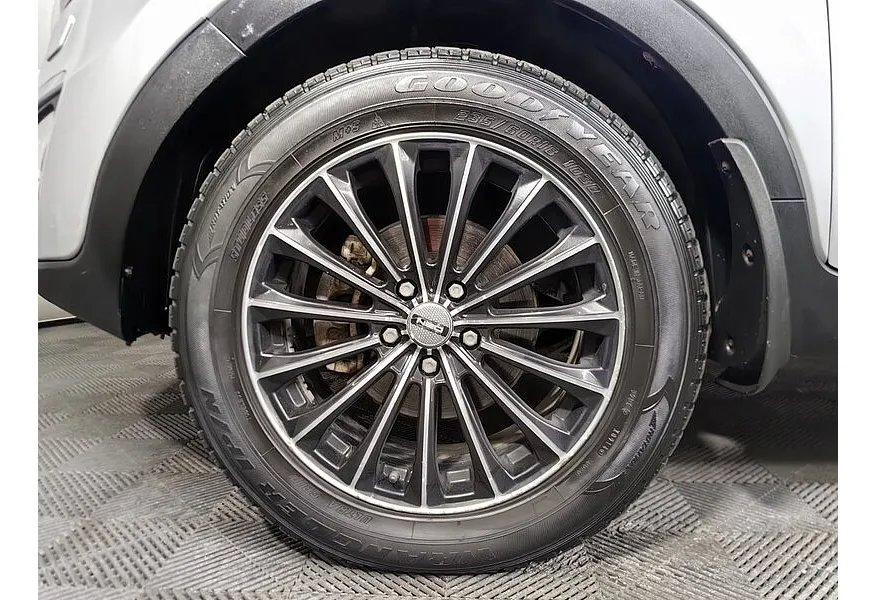 Kia Sportage 2.0 TD AT 4WD (136 л.с.) Бежевый в АВИЛОН. Слайд №9