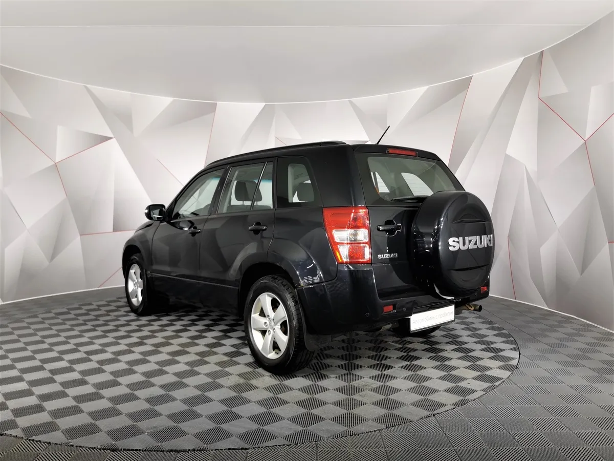 Suzuki Grand Vitara 2.4 AT (169 л.с.) Черный в АВИЛОН. Слайд №4