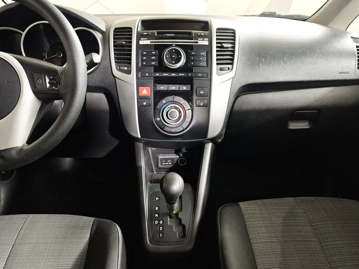 Kia Venga 1.6 AT (125 л.с.) Коричневый в АВИЛОН. Слайд №12