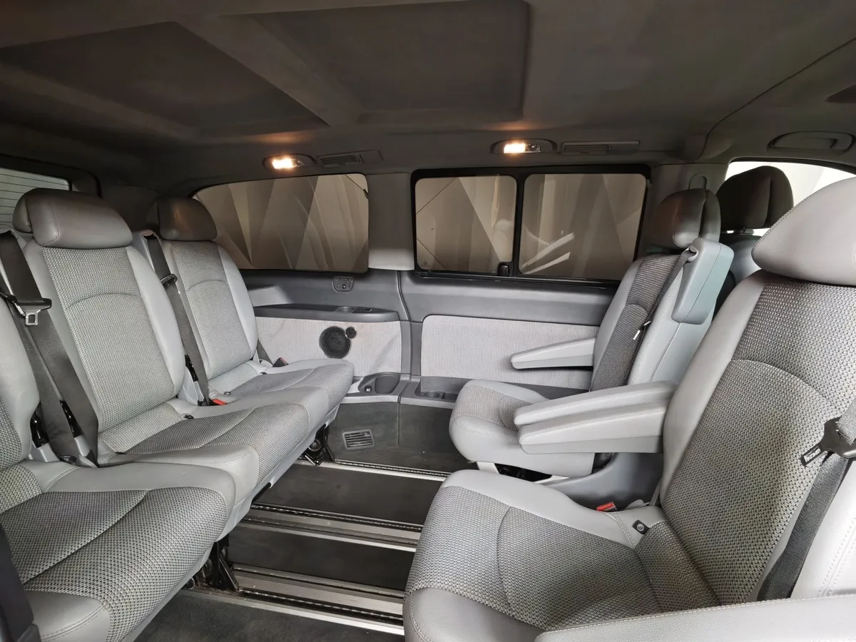 Mercedes-Benz Viano 2.2 CDi TouchShift 4MATIC удлиненный (163 л.с.) Черный в АВИЛОН. Слайд №15