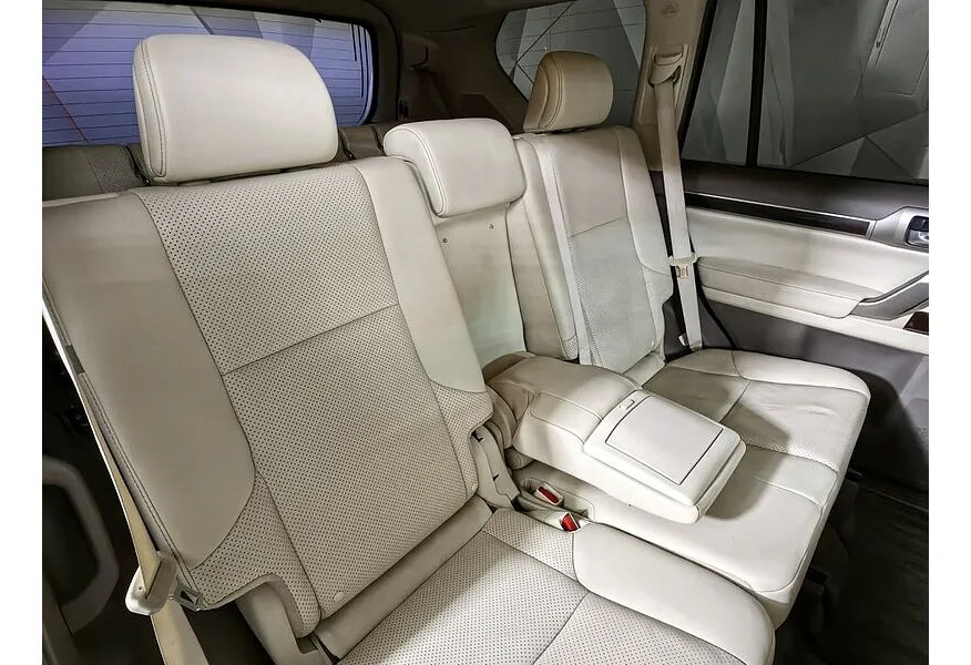 Lexus GX 460 AT (263 л.с.) Черный в АВИЛОН. Слайд №17