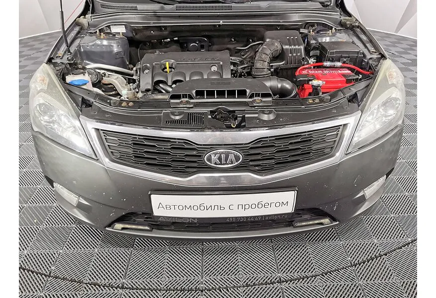 АВИЛОН - Kia Ceed 1.6 MT (122 л.с.) Серебристый - slide 13