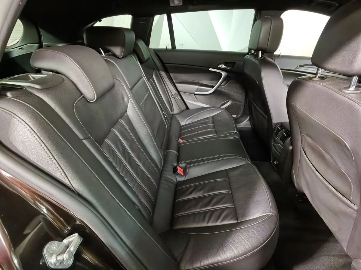 Opel Insignia 2.0 CDTI AT (163 л.с.) Country Tourer Коричневый в АВИЛОН. Слайд №16