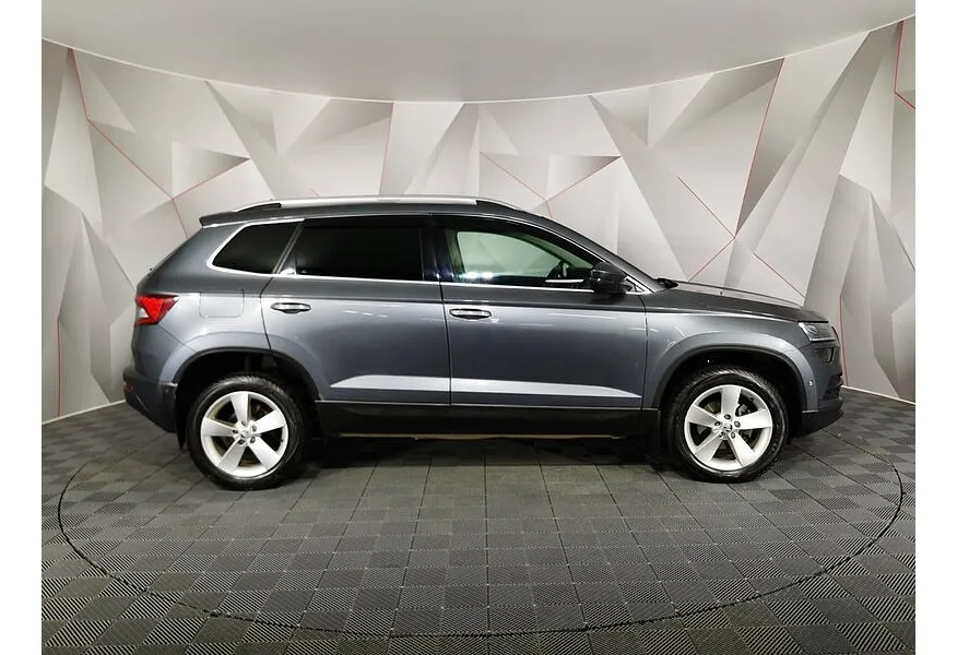 Skoda Karoq 1.4 AT FWD (150 л.с.) Ambition Серый в АВИЛОН. Слайд №6