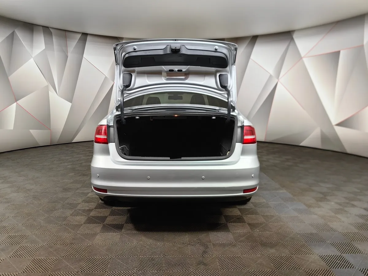 Volkswagen Jetta 1.6 MPI AT (105 л.с.) Trendline Серебристый в АВИЛОН. Слайд №11